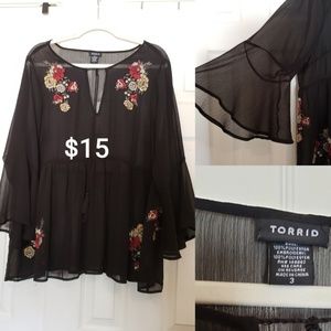 Torrid sz 3 top